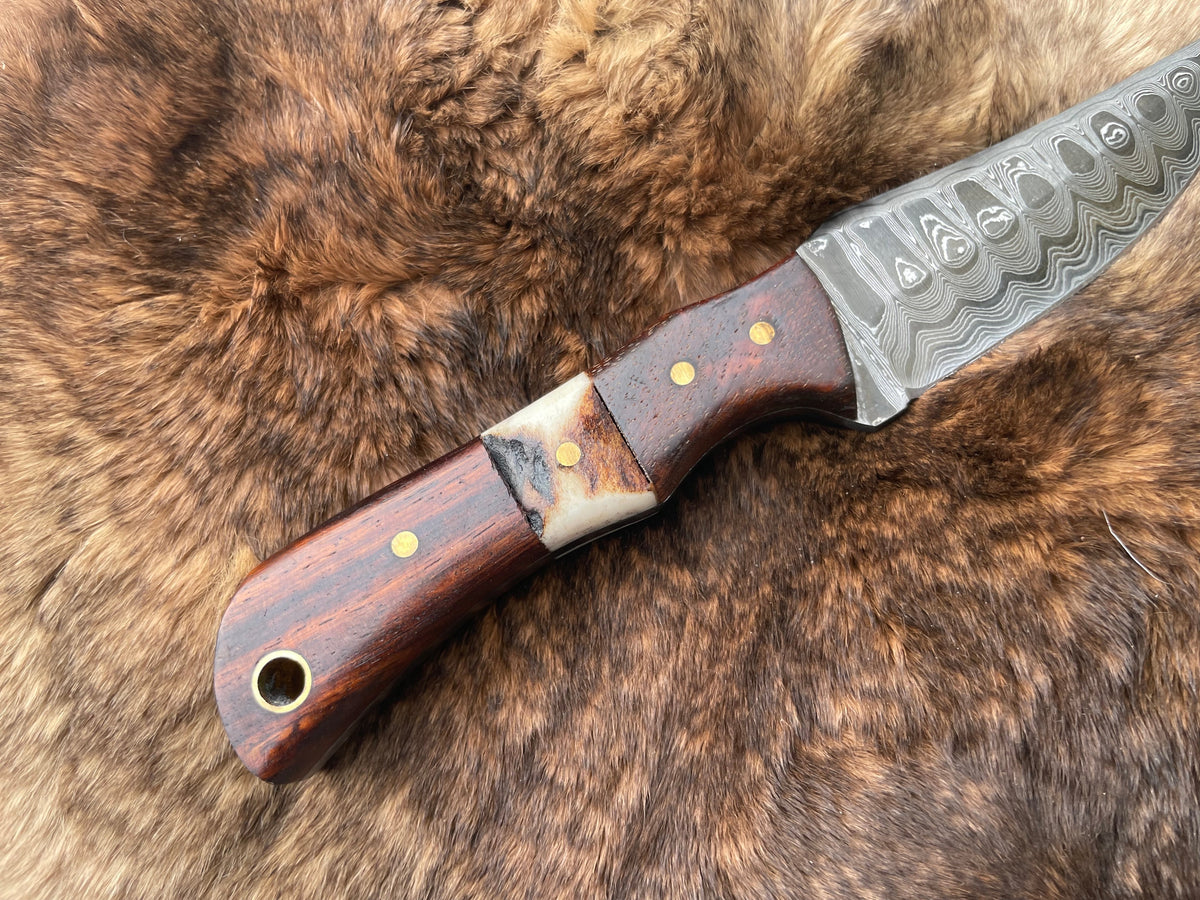Introducing the Titan TK-060 Damascus Steel Skinner Knife with Rosewood & Stag Grip
