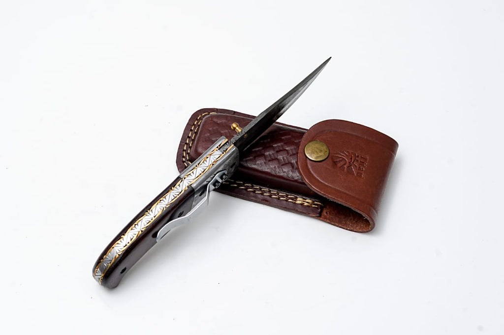 Titan classico- Raindrop Damascus folding blade/ EDC/ Buck engraved TF-121