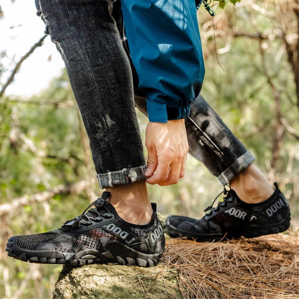 Quick Dry Men Sneakers Slip On Upstream Shoes Water Hiking Beach Surfing Shoes Sandals Barefoot Beach Sneakers Swim Boating Fishing Yoga Gym